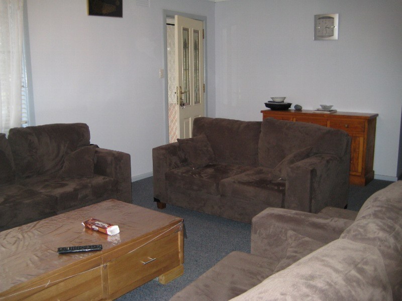 25  Hillcrest Avenue, Moorebank NSW 2170