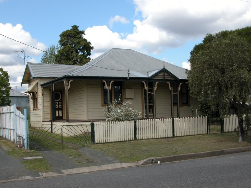 11 Shedden Street, Cessnock NSW 2325