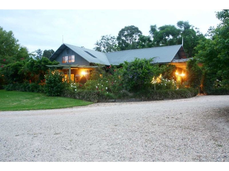 1297 Broke Road, Broke NSW 2330