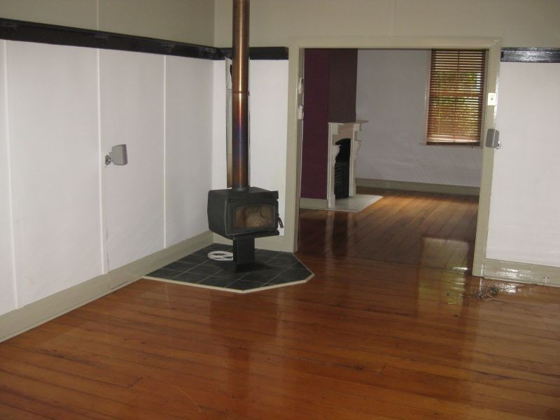 8 King Street, Cessnock NSW 2325