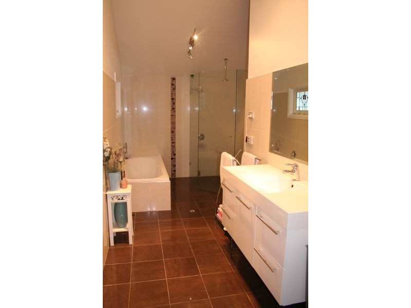 170 Wollombi Road, Cessnock NSW 2325