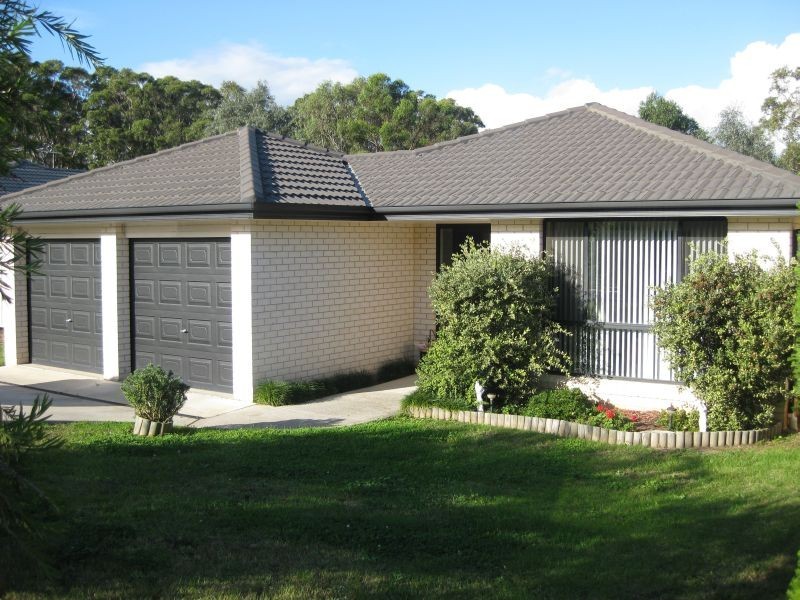 18 Cabernet Grove, Cessnock NSW 2325