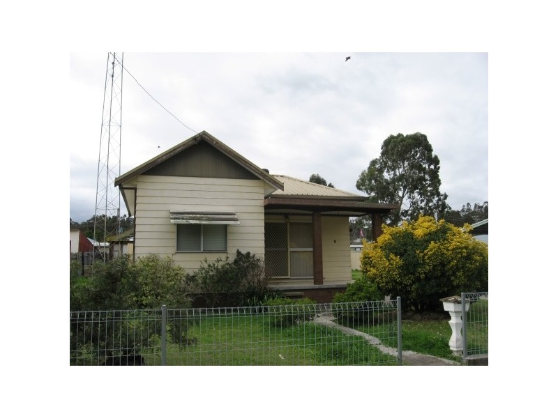 8 Hallam Street, Cessnock NSW 2325