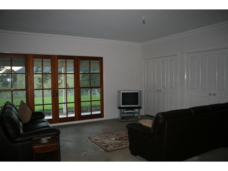 Lambs Valley NSW 2335