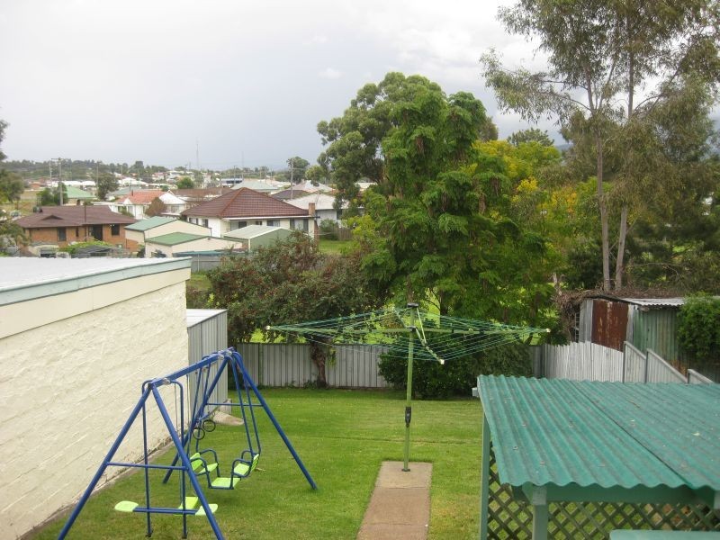 17 Mills Crescent, Cessnock NSW 2325