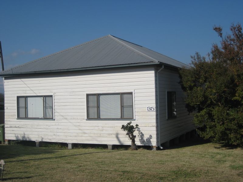 35 Bridge Street, Cessnock NSW 2325