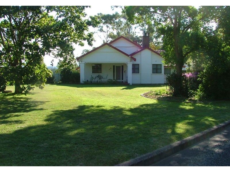 9 Camellia Close, Elrington NSW 2325