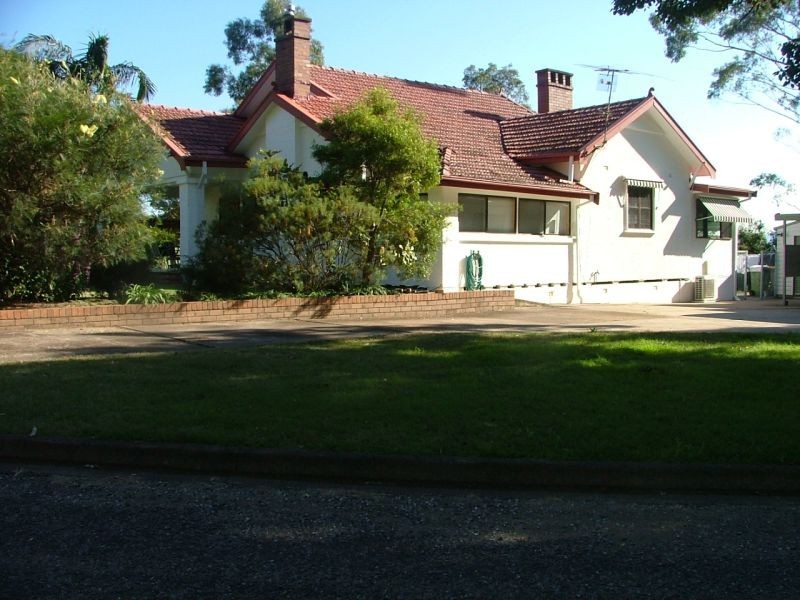 9 Camellia Close, Elrington NSW 2325