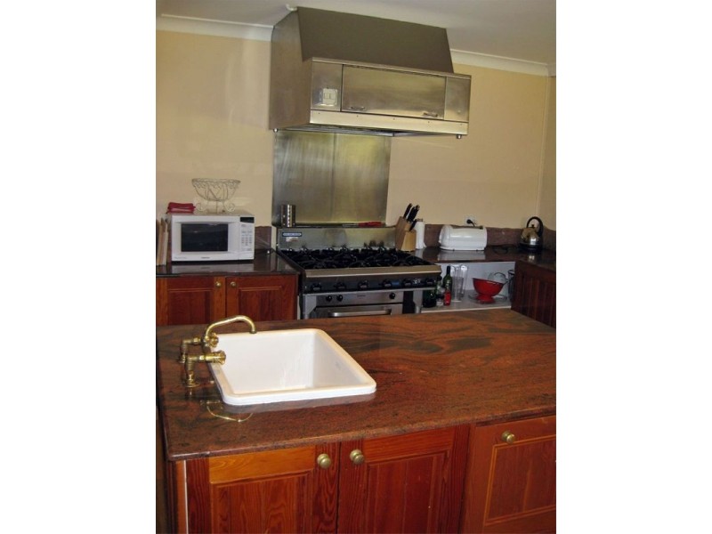 738 Wollombi Road, Broke NSW 2330