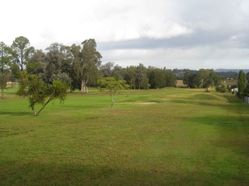 2/28 Links Avenue, Cessnock NSW 2325