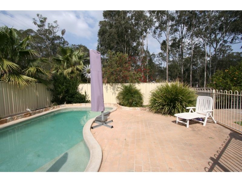 16-18 Ellalong Road, Pelton NSW 2325