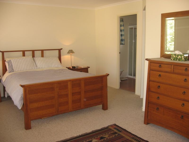 9 Tallowood Grove, Nulkaba NSW 2325