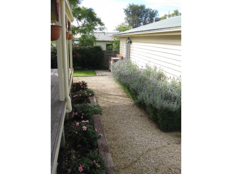 63 Wollombi Road, Cessnock NSW 2325