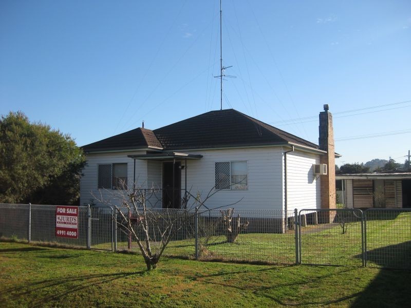 18 Edgeworth Street, Cessnock NSW 2325
