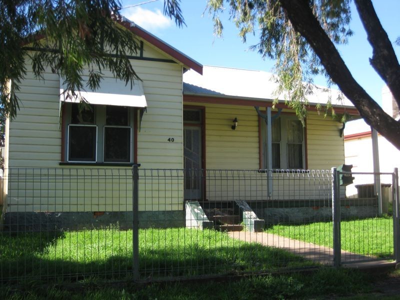 40  Desmond Street, Cessnock NSW 2325