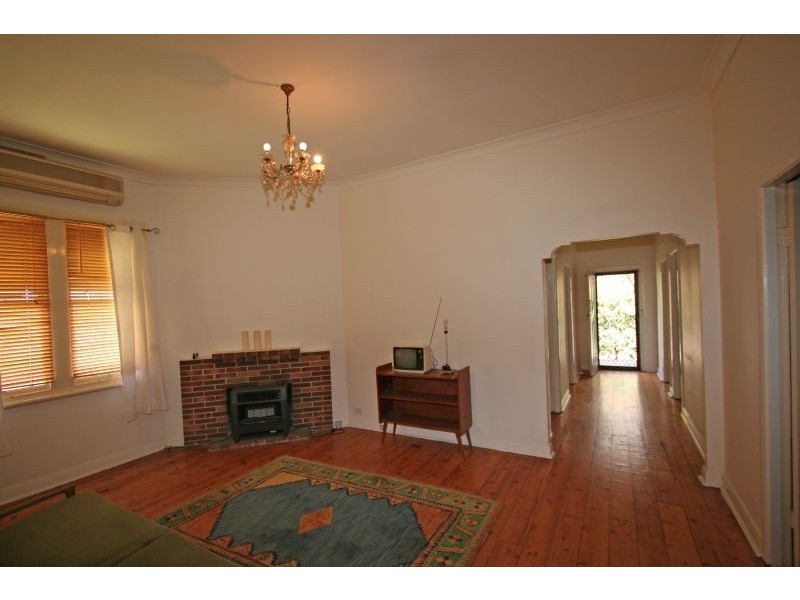 2 Fletcher Street, Nulkaba NSW 2325