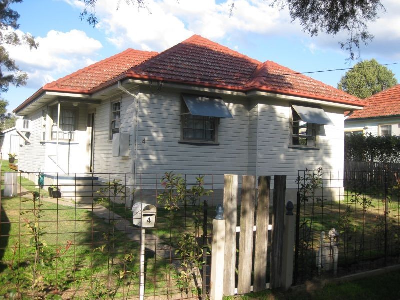 4 Desmond Street, Cessnock NSW 2325