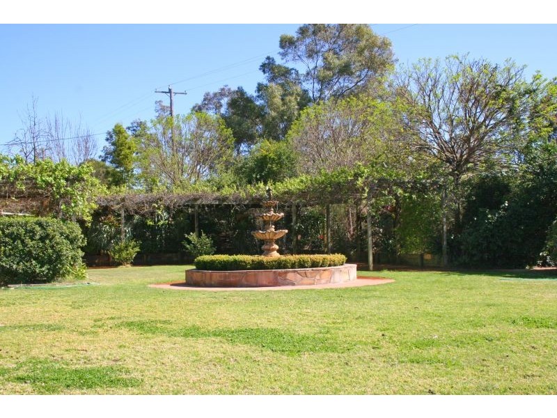 168 Palmers Lane, Pokolbin NSW 2320