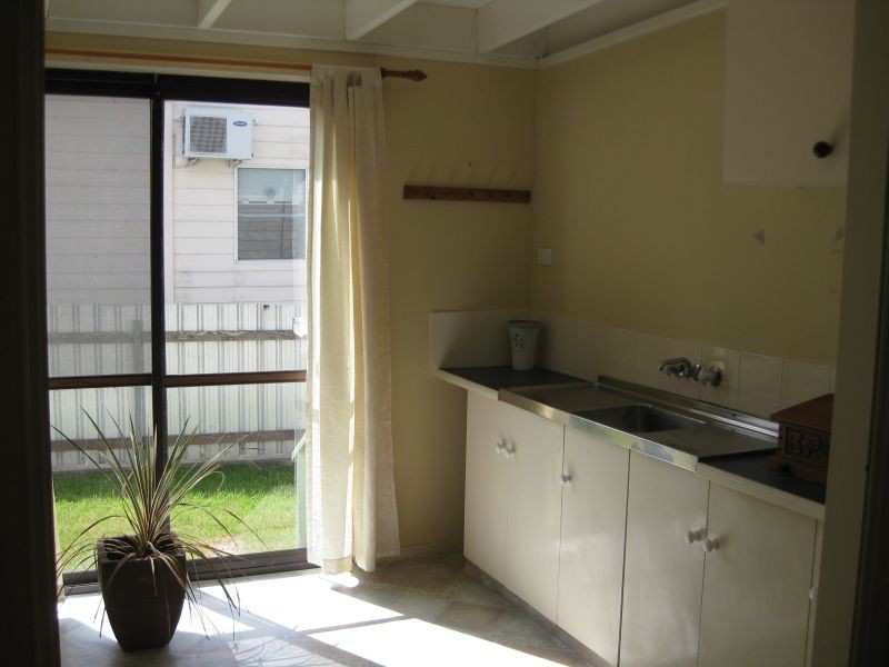 16 Blackwood Avenue, Cessnock NSW 2325