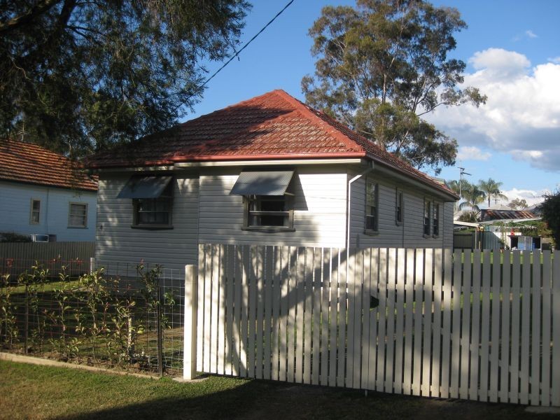 4 Desmond Stree, Cessnock NSW 2325