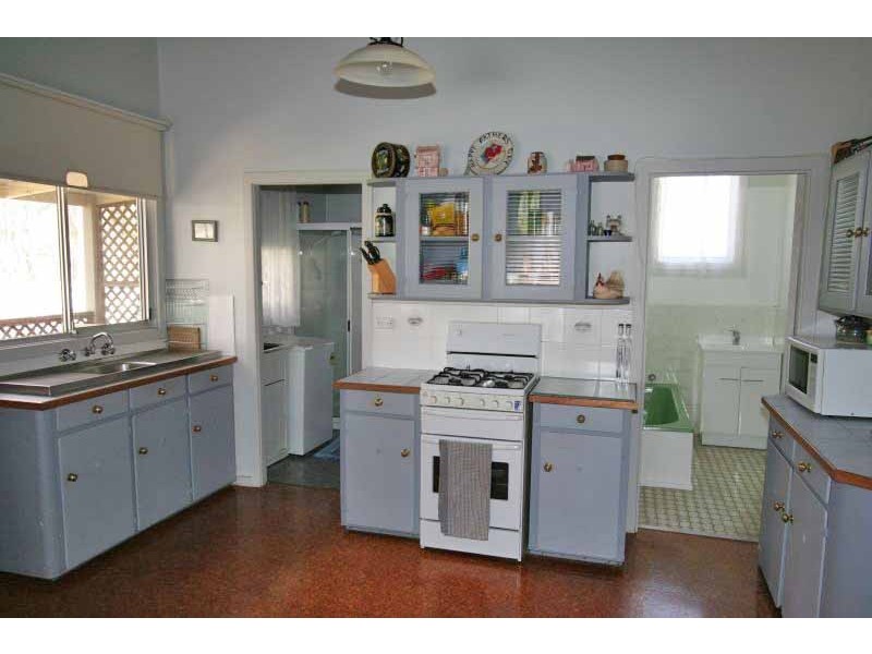 1 Ellalong Road, Pelton NSW 2325