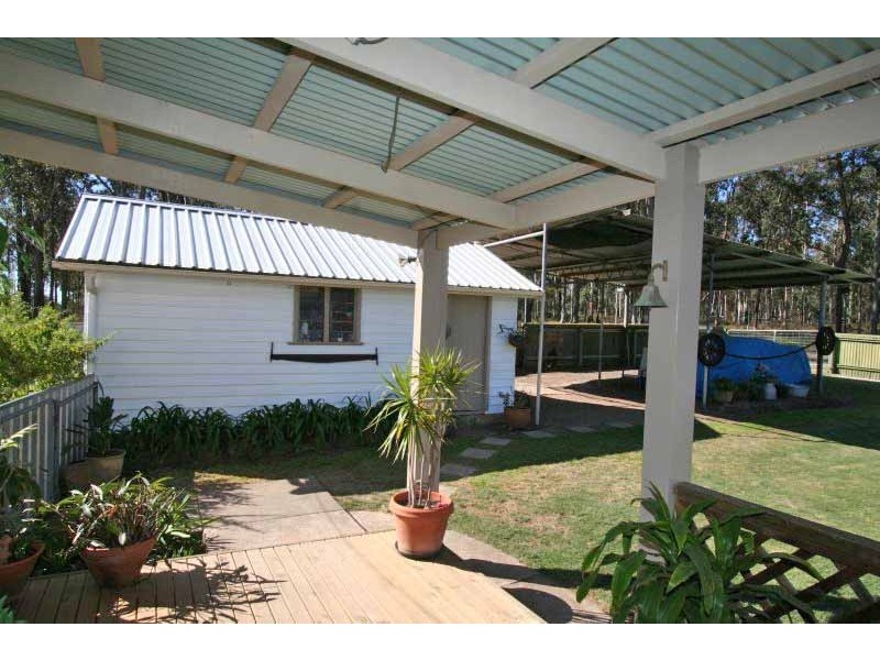 1 Ellalong Road, Pelton NSW 2325