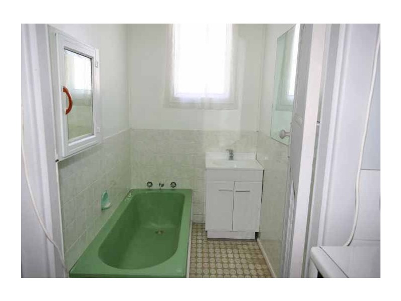 1 Ellalong Road, Pelton NSW 2325