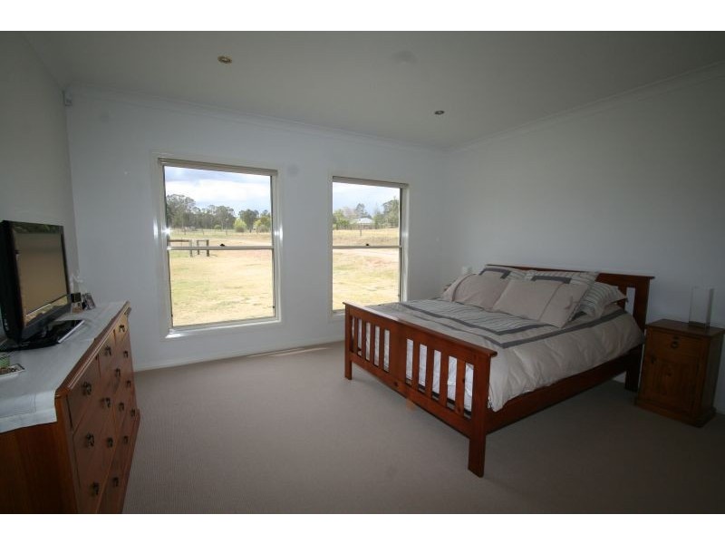 9 Merewether Close, North Rothbury NSW 2335