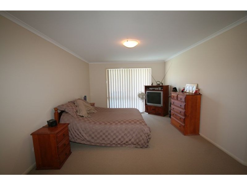 22 Woodbury Lane, Abermain NSW 2326