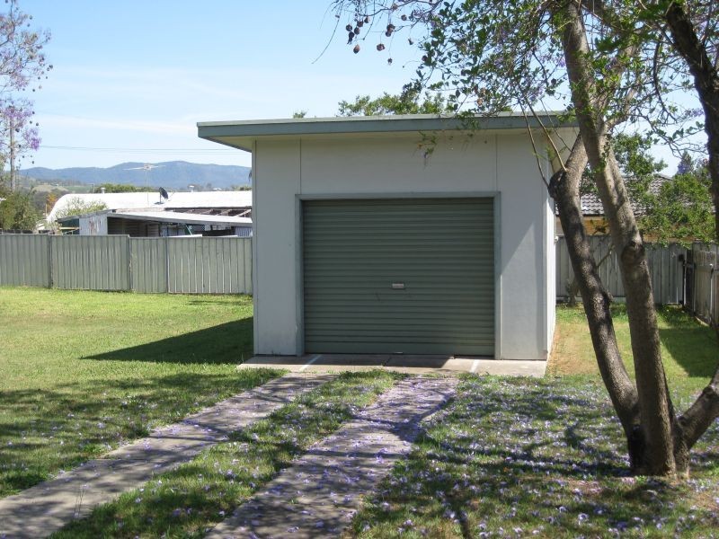 28 Wollombi Road, Cessnock NSW 2325