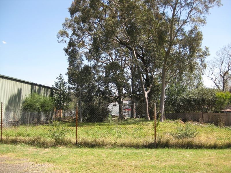 43 Railway Street & 3 Station Street, Branxton NSW 2335