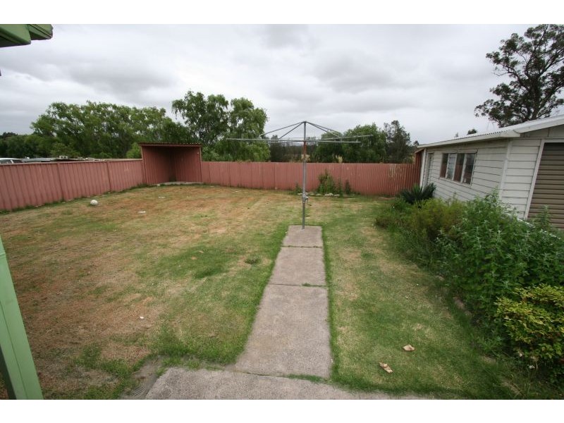 107 Macquarie Ave, Cessnock NSW 2325