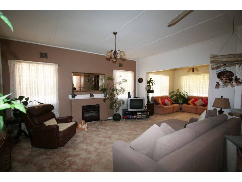 78 Desmond Street, Cessnock NSW 2325
