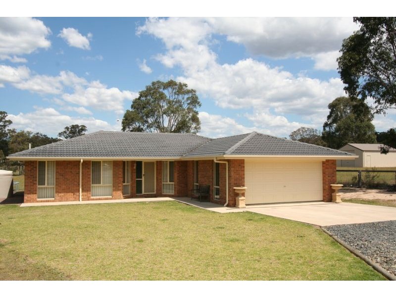 22 Woodbury Lane, Abermain NSW 2326
