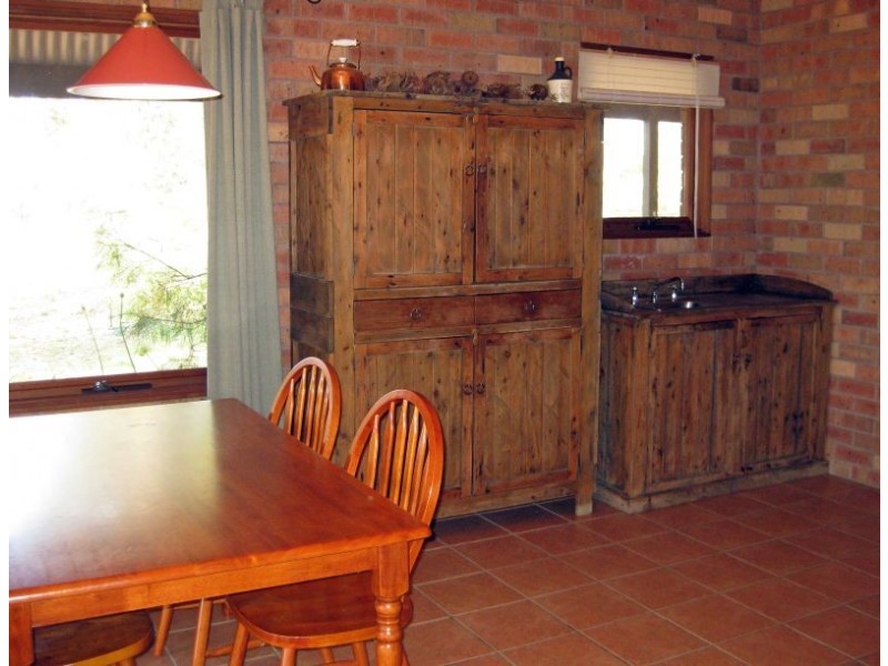 1095 Londons Road, Lovedale NSW 2325