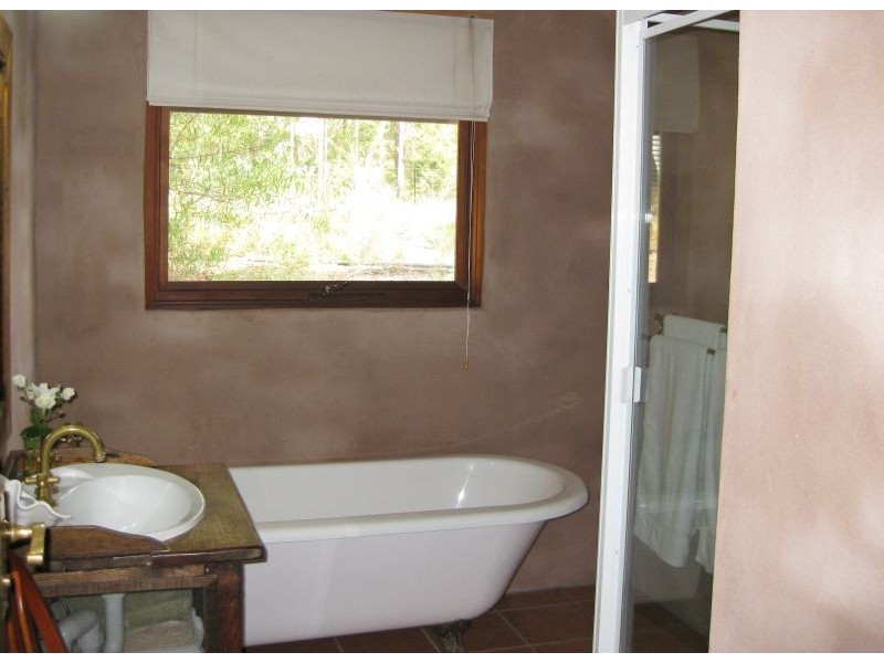 1095 Londons Road, Lovedale NSW 2325