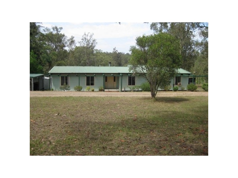 112 Tuckers Lane, Rothbury NSW 2320