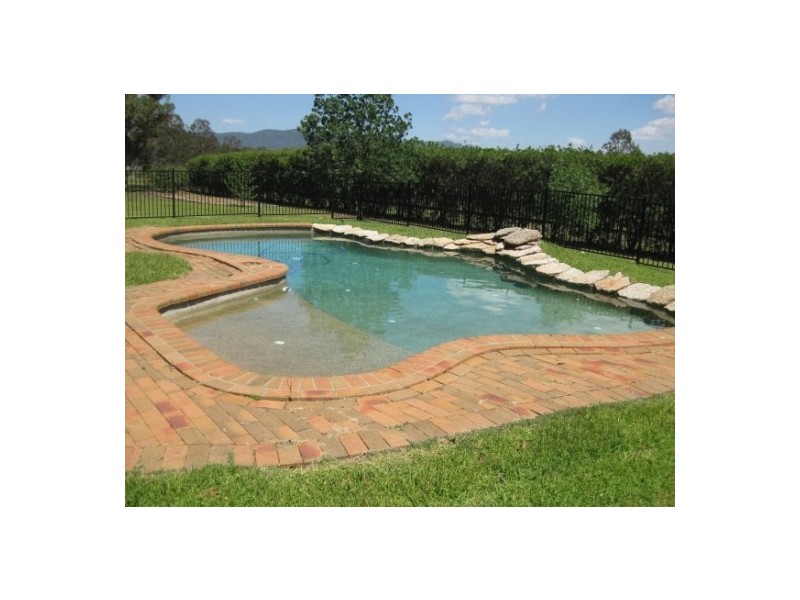 1 Valley View Place, Nulkaba NSW 2325