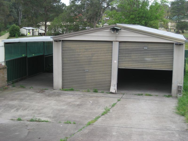 8 Charles Street, Abermain NSW 2326