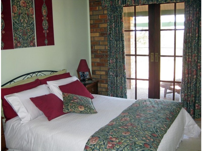 374 Lake Road, Elrington NSW 2325