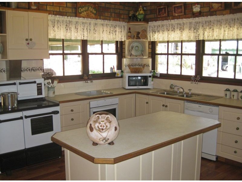 374 Lake Road, Elrington NSW 2325