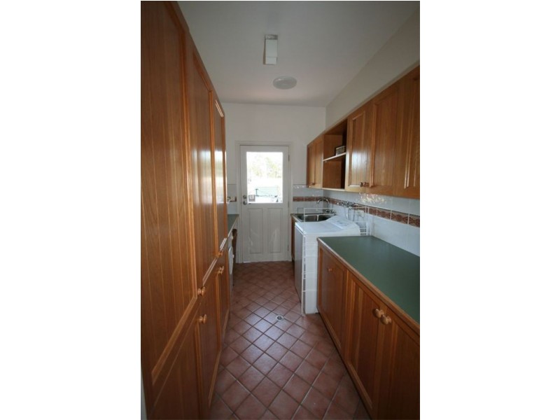 8 Tallowood Drive, Nulkaba NSW 2325
