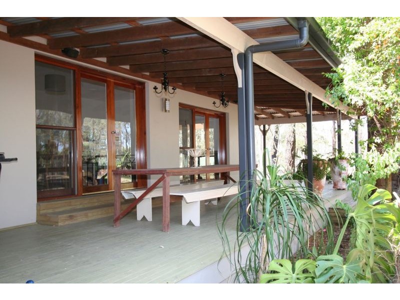 8 Tallowood Drive, Nulkaba NSW 2325