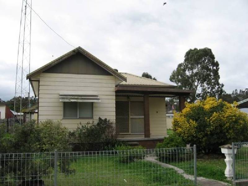 8 Hallam Street, Cessnock NSW 2325