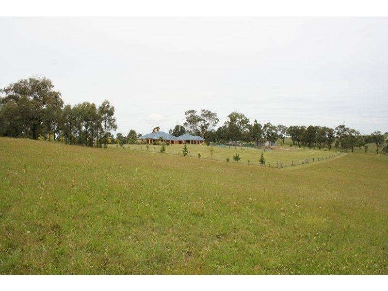 141 Camp Road, Lovedale NSW 2325