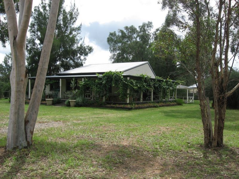 10  Wollombi Street, Broke NSW 2330