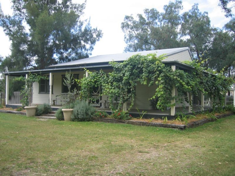 10  Wollombi Street, Broke NSW 2330
