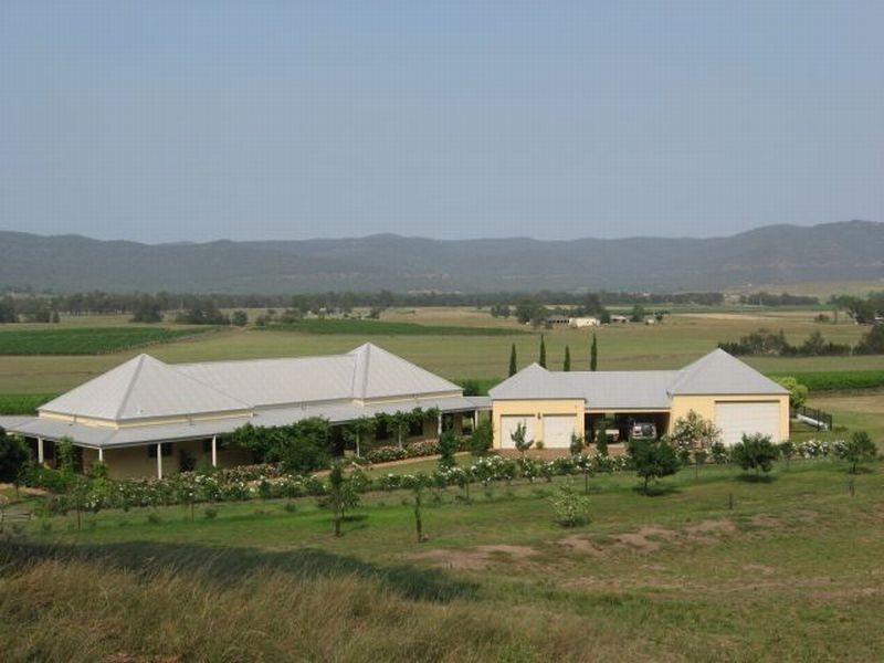 1297 Broke Road, Broke NSW 2330