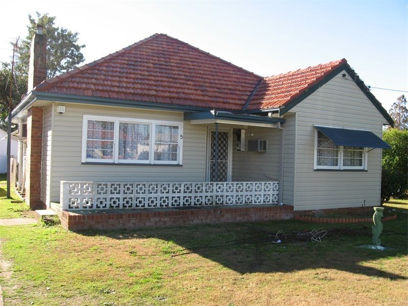 5  Guest Street, Cessnock NSW 2325