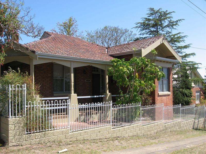 15  Hall Street, Cessnock NSW 2325